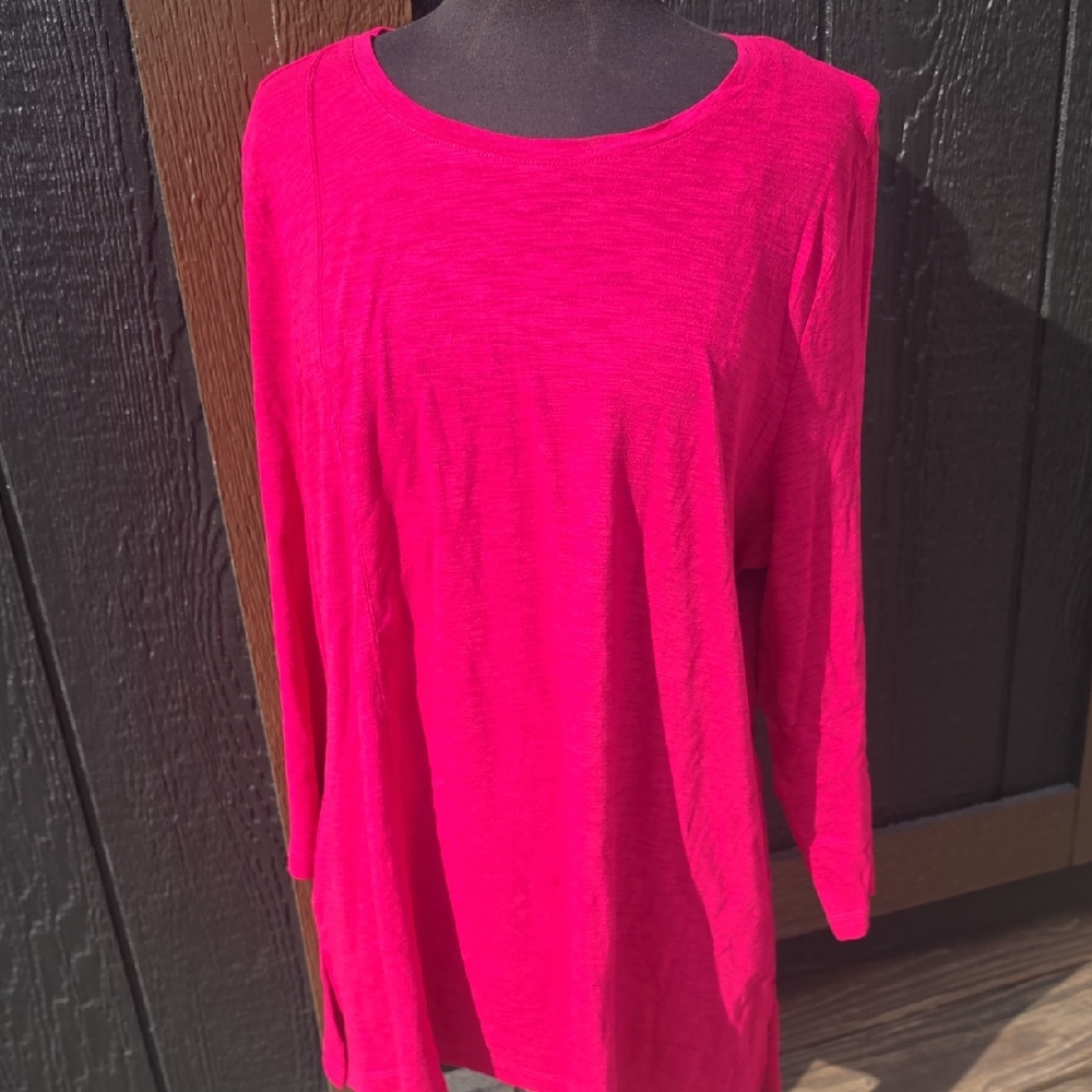 Chico's Bright Fuchsia Long Sleeve Crew Neck Top